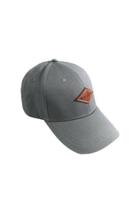 GORRA LOGO CUERO