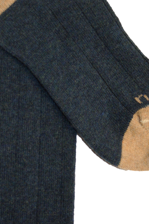 PLAIN NAVY WOOL