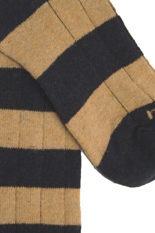 PLAIN NAVY WOOL